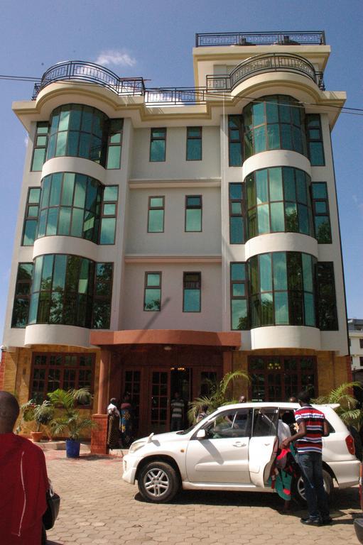 Grace Land Hotel Аруша Экстерьер фото